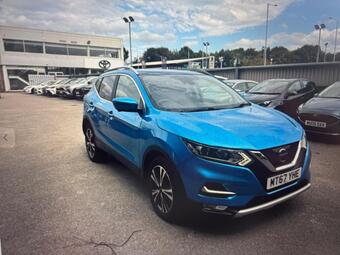 Nissan Qashqai SUV 1.2 DIG-T N-Connecta Euro 6 (s/s) 5dr