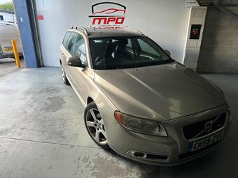 Volvo V70 Estate 2.0D R-Design SE Euro 4 5dr
