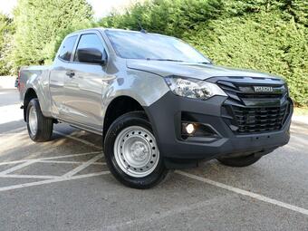 Isuzu D-Max Pickup 2.2 TD Utility Commercial 4WD Euro 6 (s/s) 2dr