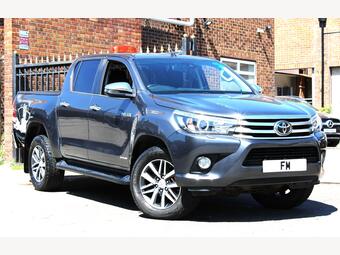 Toyota Hilux Pickup 2.4 D-4D Invincible Auto 4WD Euro 6 (s/s) 4dr (TSS)