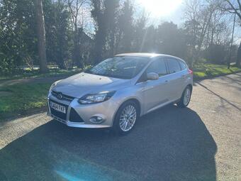 2014 FOCUS 1.6 ZETEC EURO 5 5DR 12 PHOTOS FORD FOCUS 1.6 ZETEC EURO... photo