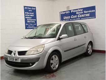 2008 12 MONTHS MOT.. 144 000 MILES. STARTS RUNS AND DRIVES VERY WELL. GOOD... photo