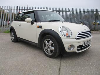 MINI Hatch Hatchback 1.6 Cooper D Euro 4 3dr