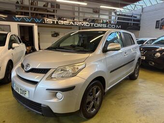Toyota Urban Cruiser SUV 1.4 D-4D 4WD Euro 5 5dr