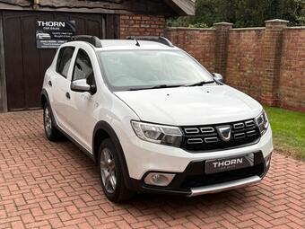Dacia Sandero Stepway Hatchback 0.9 TCe Essential Euro 6 (s/s) 5dr
