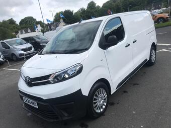 2020 TOYOTA PROACE 2.0D ICON MEDIUM PANEL VAN MWB EURO 6 S S 6DR 14... photo