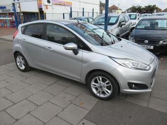 Ford Fiesta Hatchback 1.0T EcoBoost Zetec Euro 6 (s/s) 5dr