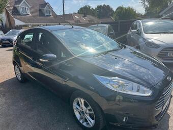 Ford Fiesta Hatchback 1.0T EcoBoost Zetec Euro 5 (s/s) 5dr