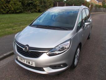 Vauxhall Zafira Tourer MPV 2.0 CDTi SRi Nav Euro 6 (s/s) 5dr