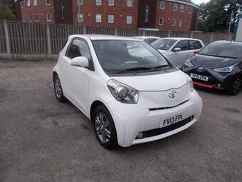 Toyota iQ Hatchback 1.0 VVT-i 2 Multidrive Euro 5 3dr