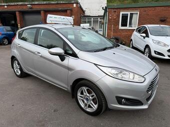 Ford Fiesta Hatchback 1.0T EcoBoost Zetec Euro 5 (s/s) 5dr