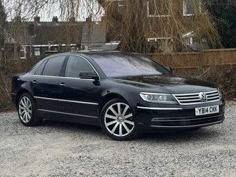 Volkswagen Phaeton Saloon 3.0 TDI CR V6 Tiptronic 4Motion Euro 5 4dr