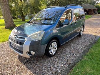 Citroen Berlingo MPV 1.6 HDi XTR Multispace MPV Euro 4 5dr