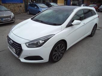 Hyundai i40 Estate 1.7 CRDi Blue Drive Premium Tourer Euro 6 (s/s) 5dr