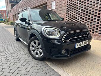 MINI Countryman SUV 1.5 10kWh Cooper SE Classic Auto ALL4 Euro 6 (s/s) 5dr