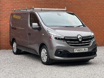 Renault Trafic Panel Van 2.0 dCi ENERGY 28 Sport Nav SWB Standard Roof Euro 6 (s/s) 5dr