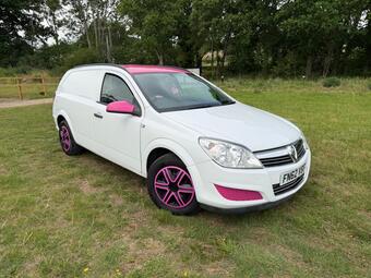 Vauxhall Astra Van Car Derived Van 1.7 CDTi ecoFLEX 16v Club FWD L1 H1 3dr