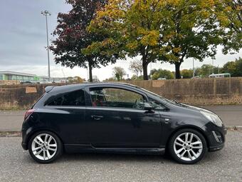 Vauxhall Corsa Hatchback 1.4 16V SRi Euro 5 3dr