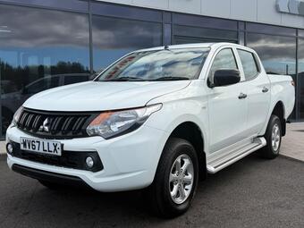 Mitsubishi L200 Pickup 2.4 DI-D DC 4Life 4WD Euro 6 (s/s) 4dr