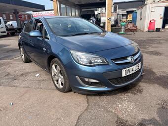 Vauxhall Astra Hatchback 1.4T 16v SRi Euro 5 5dr
