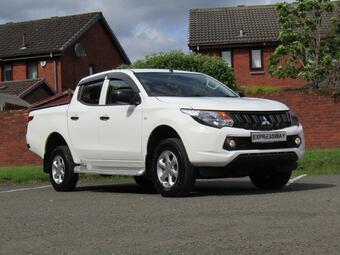 Mitsubishi L200 Pickup 2.4 DI-D DC 4Life 4WD Euro 6 (s/s) 4dr