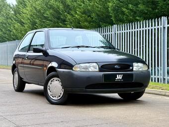 1998 Ford Fiesta 1.25 Si 3dr 35 Photos photo