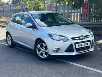 Ford Focus Hatchback 1.6 Zetec Powershift Euro 5 5dr