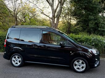 Ford Tourneo Courier MPV 1.0 EcoBoost Zetec Euro 6 5dr