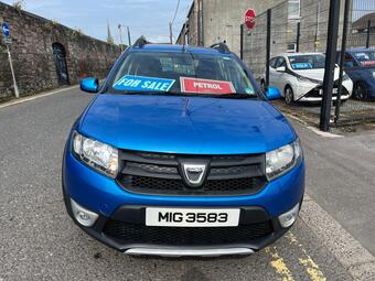 Dacia Sandero Stepway Hatchback 0.9 TCe Ambiance Euro 5 5dr