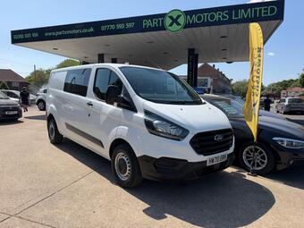 Ford Transit Custom Combi Van 2.0 300 EcoBlue Leader Crew Van L2 H1 Euro 6 (s/s) 5dr