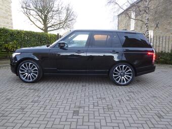 Land Rover Range Rover SUV 3.0 TD V6 Vogue SE Auto 4WD Euro 6 (s/s) 5dr