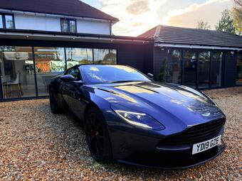 Aston Martin DB11 Coupe 5.2 V12 BiTurbo AMR Auto Euro 6 (s/s) 2dr