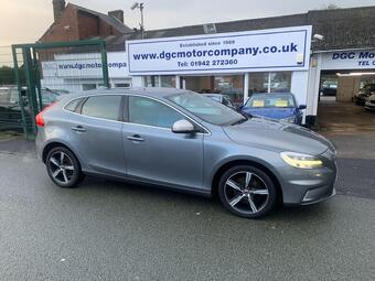 Volvo V40 Hatchback 2.0 T2 R-Design Euro 6 (s/s) 5dr