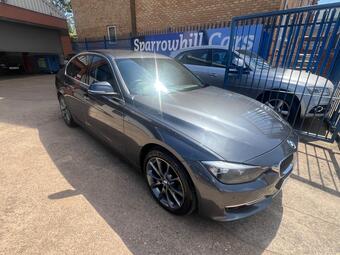 BMW 3 Series Saloon 2.0 320d Luxury Auto Euro 5 (s/s) 4dr