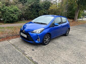 Toyota Yaris Hatchback 1.5 VVT-i Icon Tech Euro 6 5dr