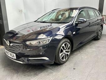 2017 INSIGNIA 1.6 TURBO D ECOTEC BLUEINJECTION DESIGN NAV SPORTS TOURER 5DR DIESEL MANUAL... photo
