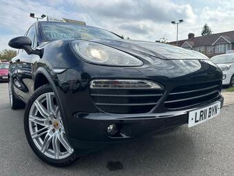 2011 Porsche Cayenne 4.8 S SUV 5dr Petrol TiptronicS 4WD Euro 5 (s/s) (400 ps) 100 Photos photo