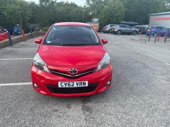 Toyota Yaris Hatchback 1.33 Dual VVT-i SR Euro 5 5dr