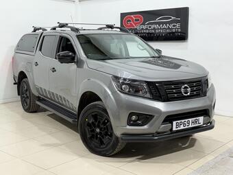 Nissan Navara Pickup 2.3 dCi N-Guard Auto 4WD Euro 6 4dr