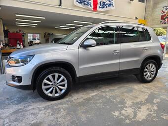 Volkswagen Tiguan SUV 2.0 TDI BlueMotion Tech Match DSG 4WD Euro 5 (s/s) 5dr