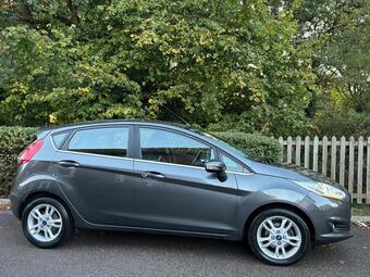Ford Fiesta Hatchback 1.0T EcoBoost Zetec Euro 6 (s/s) 5dr