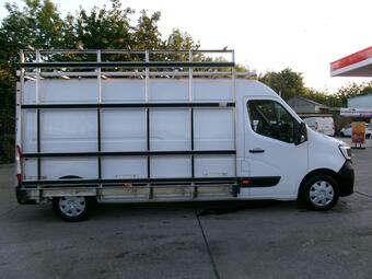 Renault Master Panel Van 2.3 dCi 35 Business+ FWD LWB Medium Roof Euro 6 4dr
