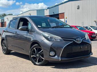 Toyota Yaris Hatchback 1.33 Dual VVT-i Design Euro 6 5dr