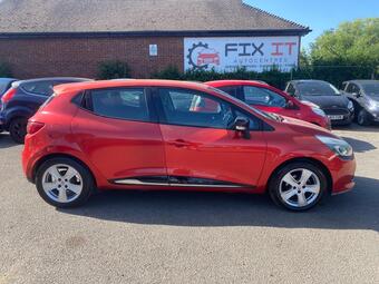 Renault Clio Hatchback 1.2 16V Dynamique MediaNav Euro 5 5dr