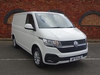 Volkswagen Transporter Panel Van 2.0 TDI T28 Highline FWD SWB Euro 6 (s/s) 5dr
