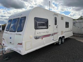 Bailey Unicorn Barcelona Tourer very nice van free motormover
