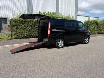 Ford Tourneo Custom Minibus 2.0 310 EcoBlue Titanium L1 Euro 6 (s/s) 5dr