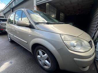 Renault Scenic MPV 1.5 dCi Extreme 5dr