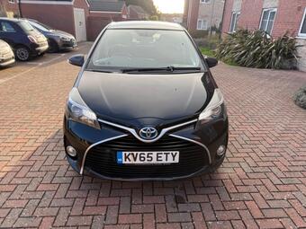 2015 YARIS 1.5 VVT H EXCEL E CVT EURO 6 5DR 15IN ALLOY 11... photo