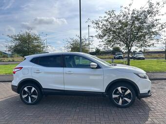 Nissan Qashqai SUV 1.5 dCi N-Connecta 2WD Euro 6 (s/s) 5dr